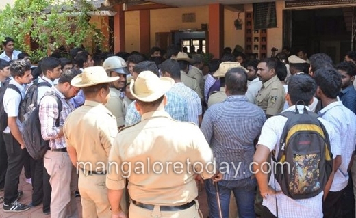 ABVP protest in surathkal